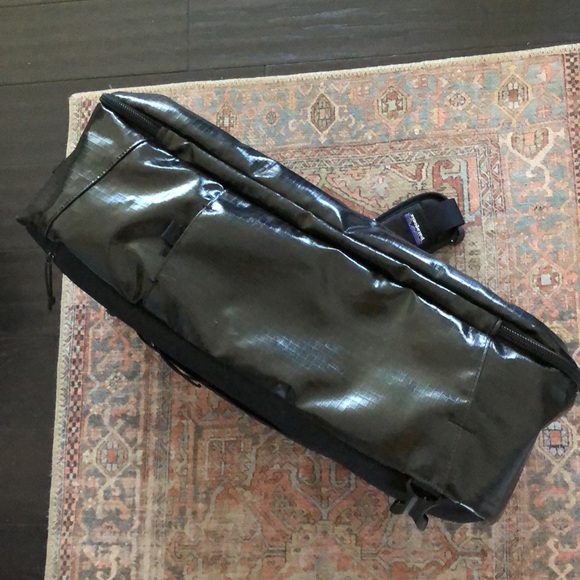 Patagonia Black Backpack - Picture 7 of 11